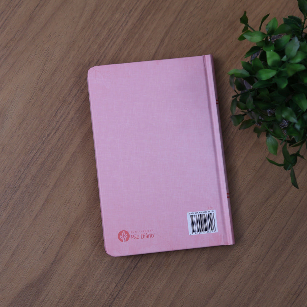 Bíblia Sagrada Com Recursos | NVT | Capa Dura Rosa