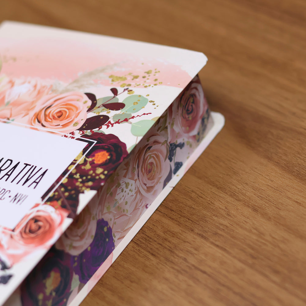 Bíblia Sagrada Edição Comparativa | ARC e NVI | Letra Média | Capa Luxo Flor de Henna