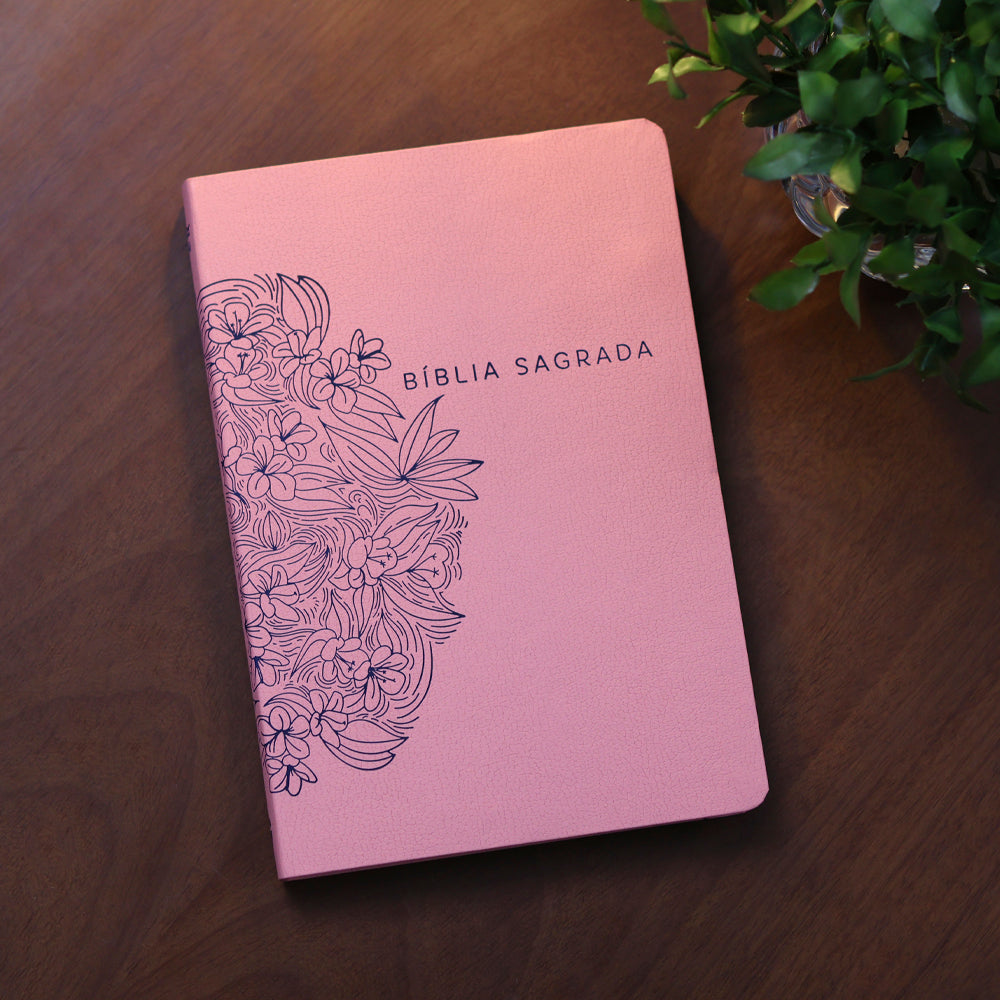 Bíblia Sagrada Slim | NVI | Letra Maior | Capa Luxo Nude