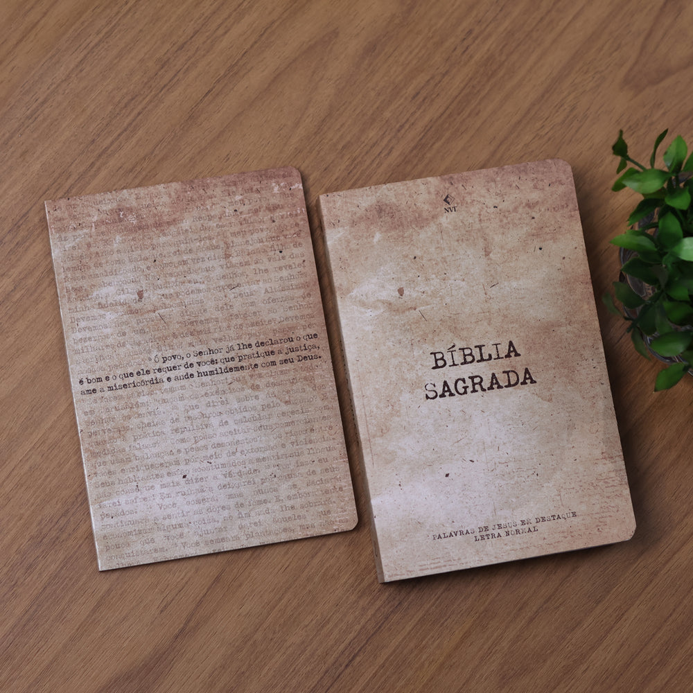 Kit Bíblia Evangelize | NVI | Miqueias 6 + Livro de Anotações