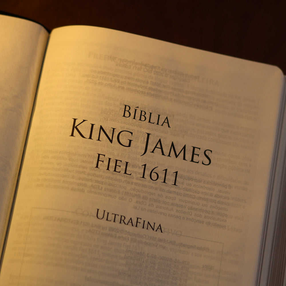 Bíblia King James 1611 | Fiel | Ultrafina Preta