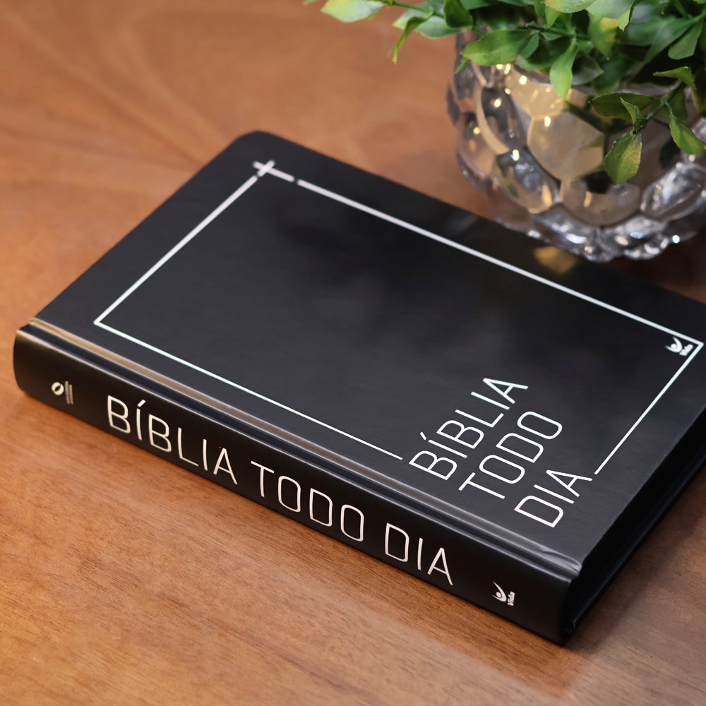 Bíblia Todo Dia | NAA | Espaço Para Anotações | Capa Dura Black