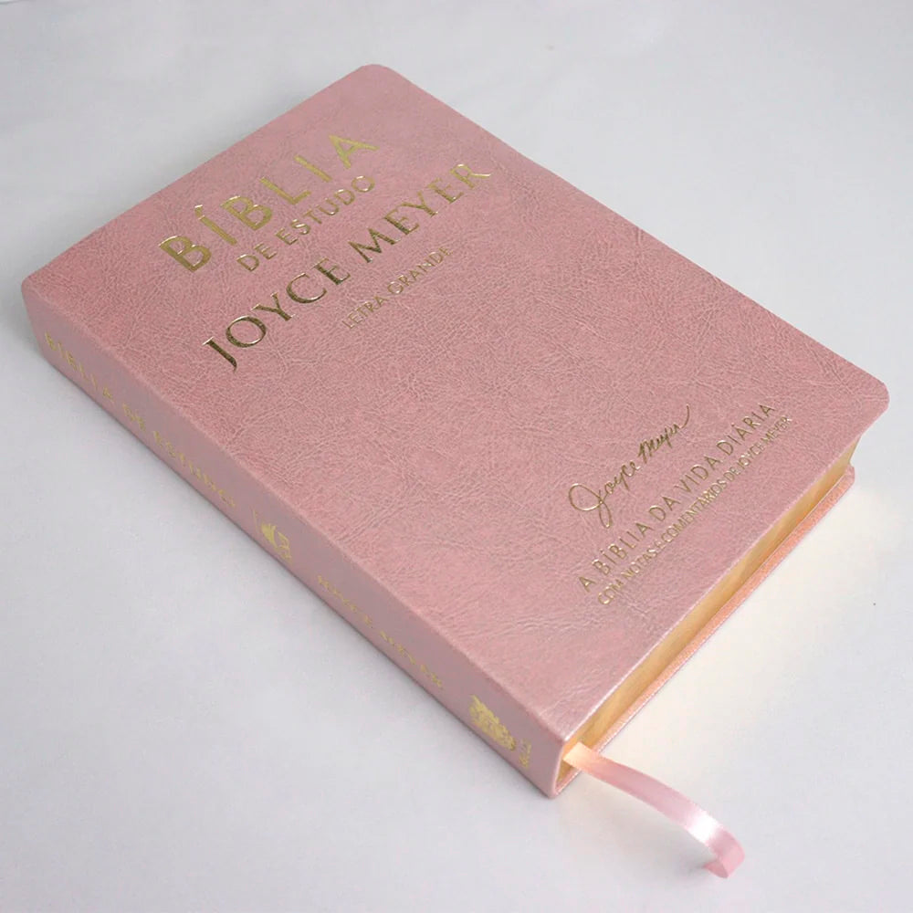 Kit Bíblia De Estudo Joyce Meyer | NVI | Letra Grande | Capa Luxo Rosa + Mais Forte e Corajosa | Karina Bacchi