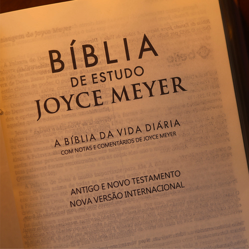 Bíblia de Estudo Joyce Meyer | NVI | Letra Grande | Capa Nude