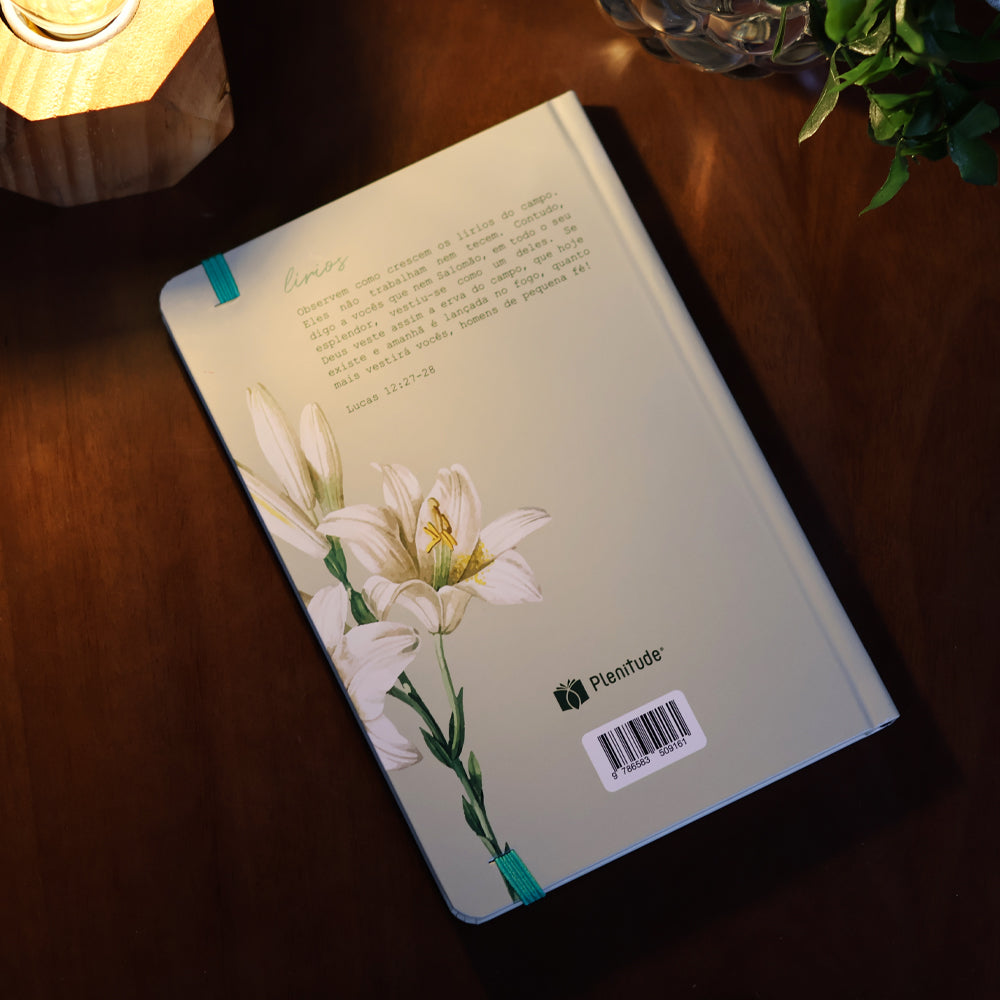 Kit Lírios | Bíblia Sagrada Lírios Capa Dura com Caderno Moleskine