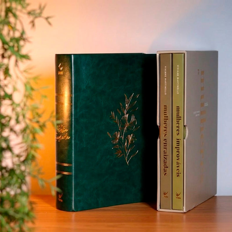 Kit Box Mulheres Viviane Martinello Capa Dura Luxo + Bíblia Mulheres Floral Verde Musgo NVT