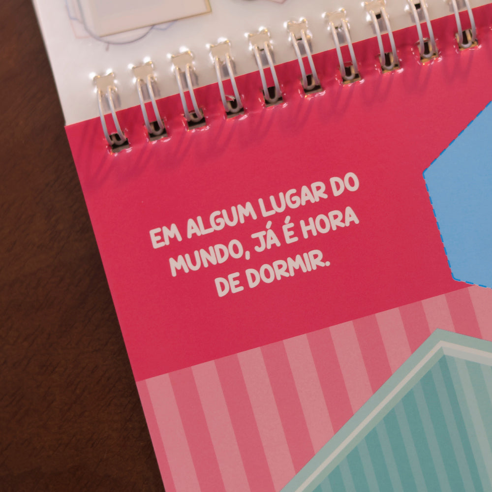 Livro Cenário 3D | Monte Cenários com Adesivos em Miniatura 1