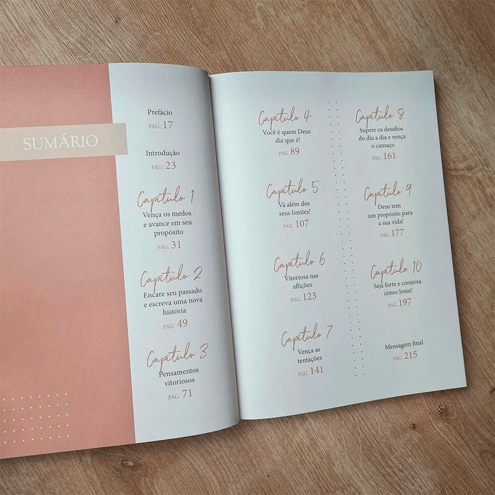 Kit Bíblia De Estudo Joyce Meyer | NVI | Letra Grande | Capa Luxo Rosa + Mais Forte e Corajosa | Karina Bacchi