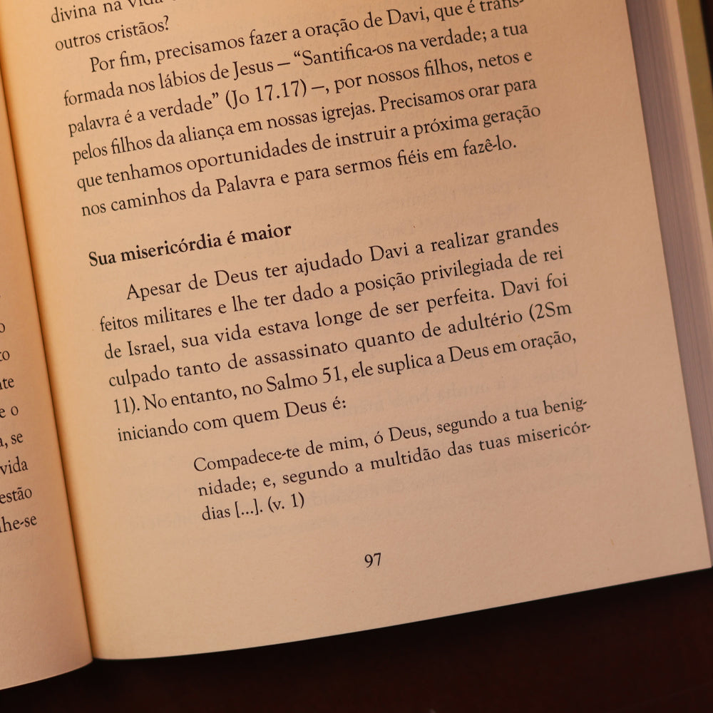 O Deus Que Ouve |  Sarah Ivill