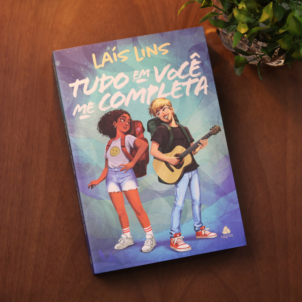 Tudo Em Você Me Completa | Laís Lins