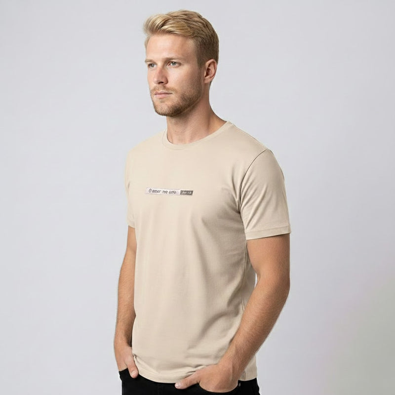Camiseta Bege | O Amor Me Amou | P