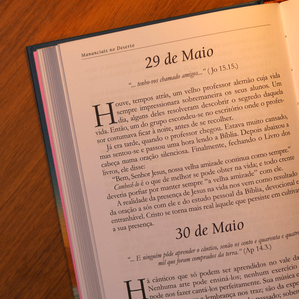 Devocional Mananciais no Deserto | Lettie Cowman | Capa Dura