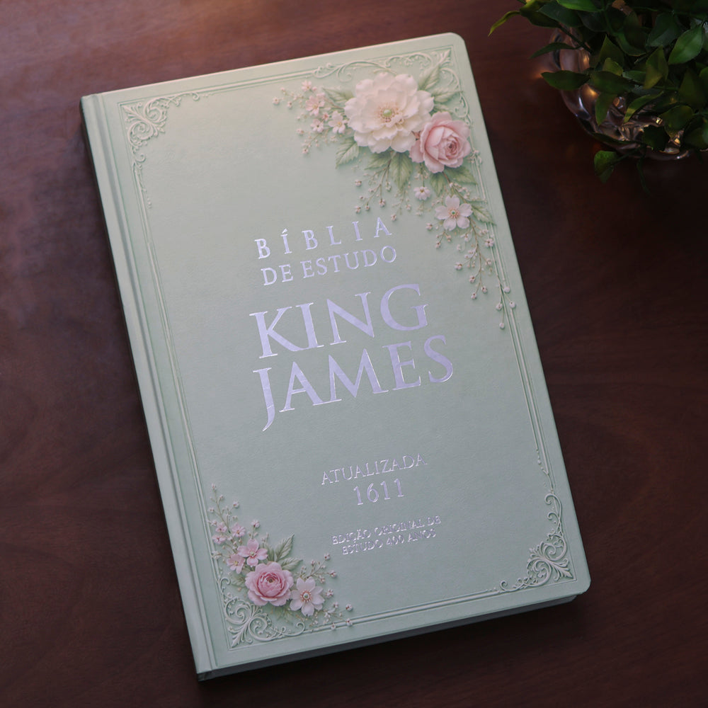 Capa de Bíblia de Estudo King James 1611 | KJA 400 Anos| Full Collor | Capa Dura Verde Floral — item do Kit Bíblia de Estudo King James 1611 | KJA 400 Anos | Full Collor | Capa Dura Verde Floral + Mulheres Improváveis | Viviane Martinello · foto 3