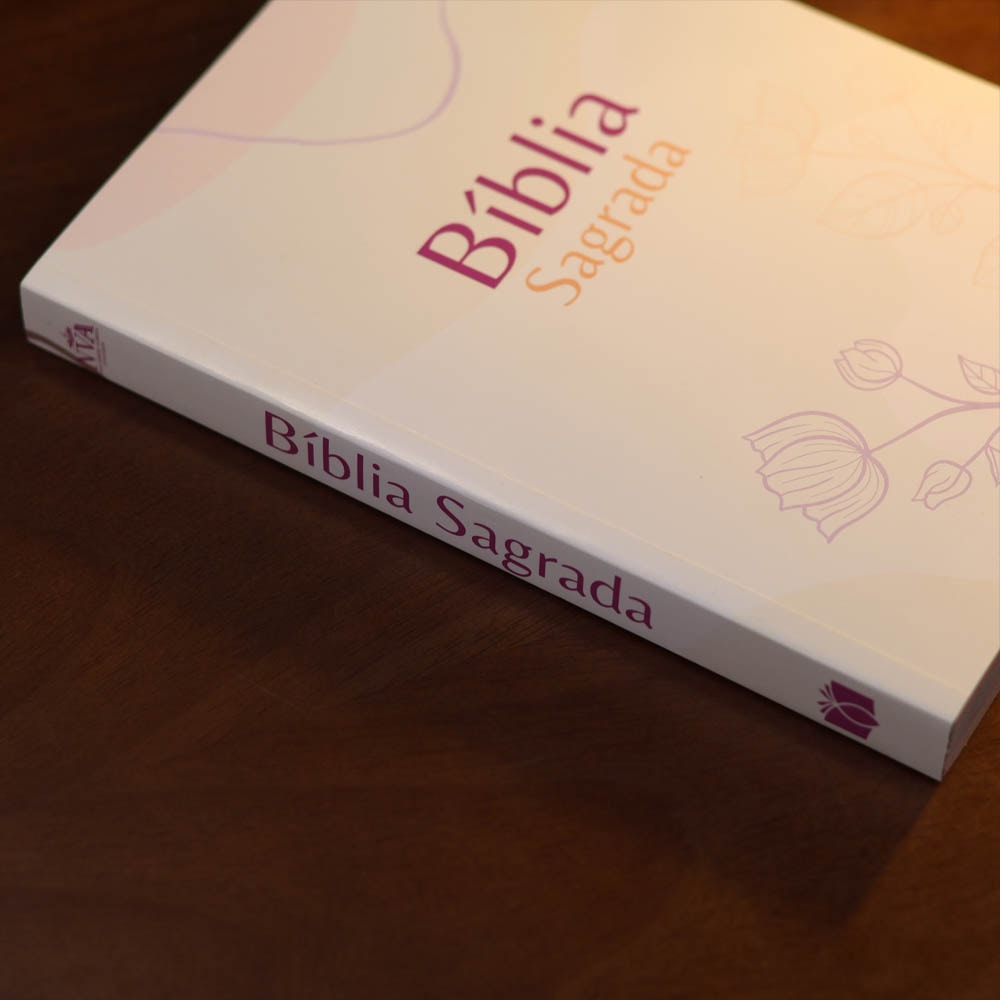 Capa de Bíblia Sagrada Flores | NVA | Capa Brochura — item do Kit Bíblia Sagrada Flores | NVA | Capa Brochura 10un · foto 4