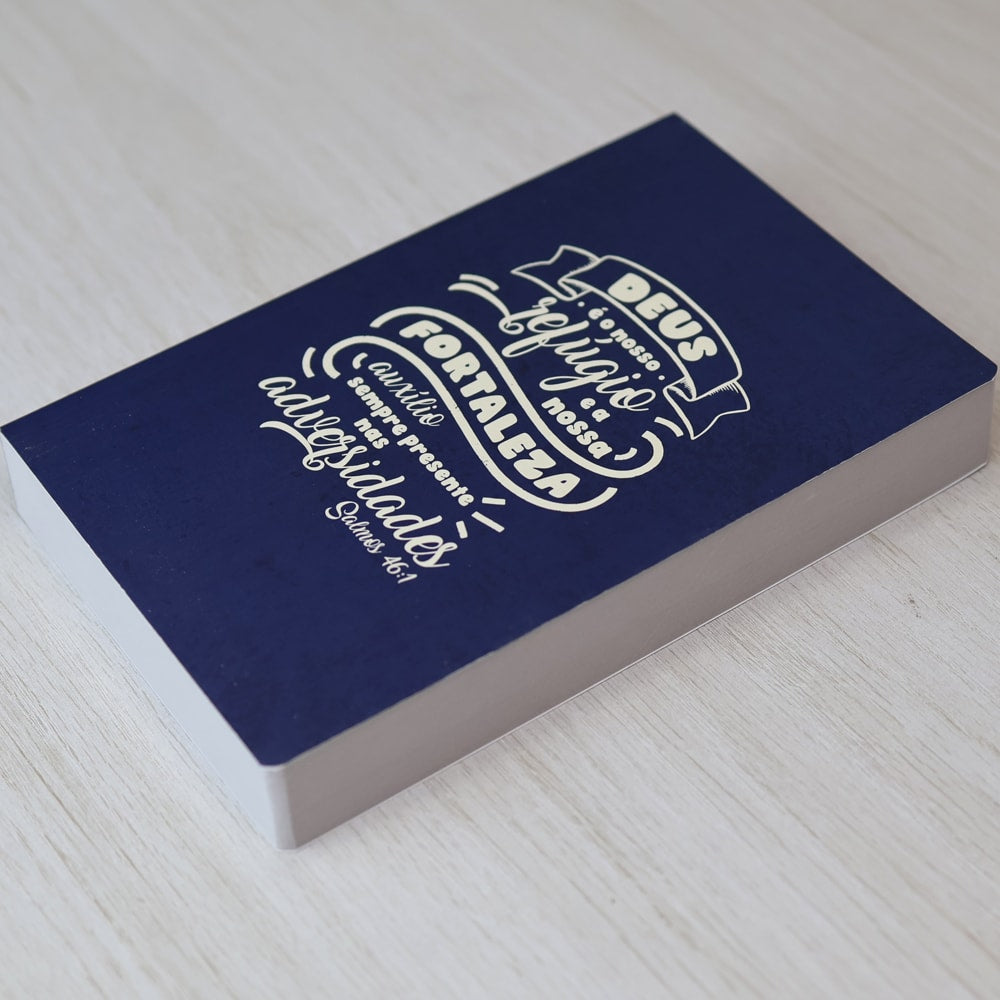 Capa de Bíblia Sagrada Lettering | NVI | Capa Brochura Azul — item do Kit Bíblia Sagrada Lettering | NVI | Capa Brochura Azul 10un · foto 3