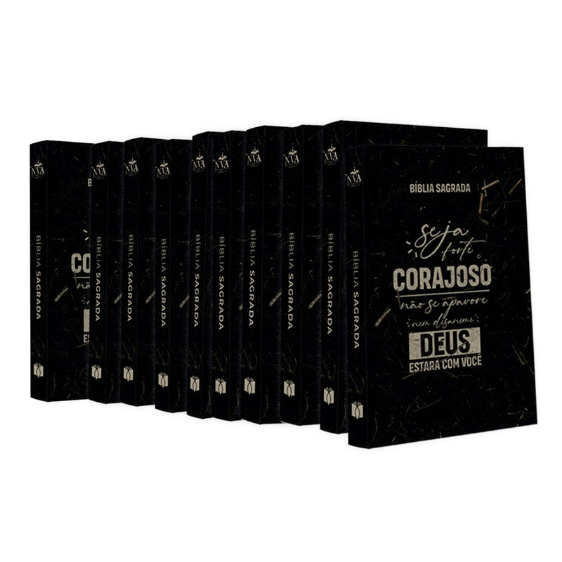 Kit 10 Bíblias Sagradas Seja Forte e Corajoso NVA, capas brochura pretas com frase motivacional. — Plenitude