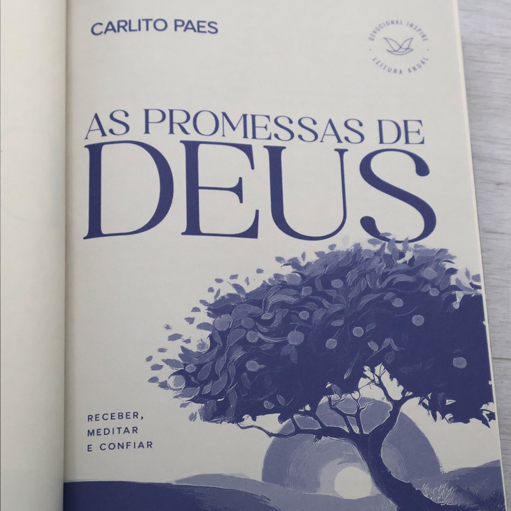 Capa de Devocional As Promessas de Deus  | Carlito Paes — item do Kit Bíblia Slim NVT | Poder da Cruz | Capa Luxo Fendi + Devocional As Promessas de Deus | Carlito Paes · foto 8