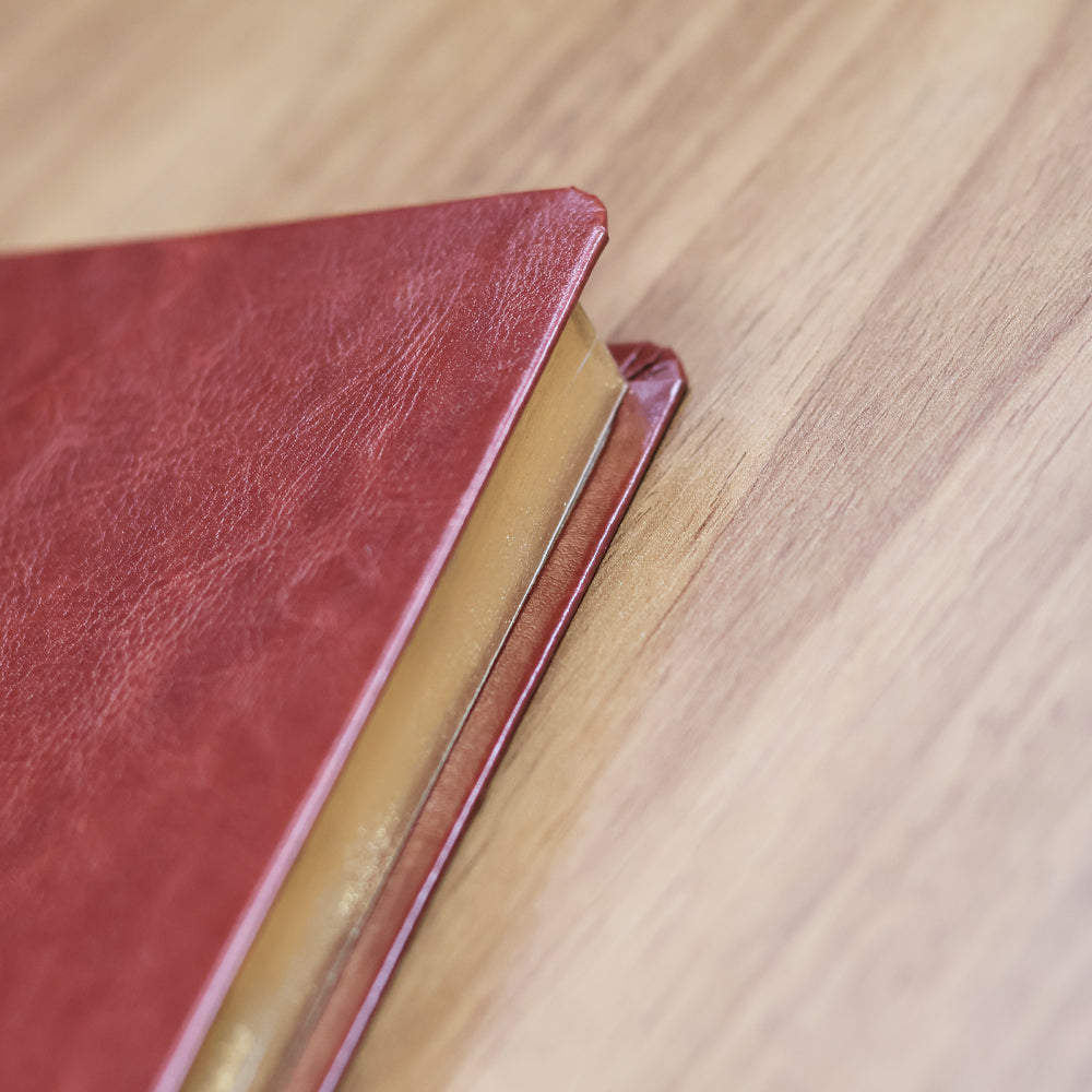 Capa de Bíblia Slim NVT | Poder da Cruz | Capa Luxo Marrom — item do Kit Bíblia Slim NVT | Poder da Cruz | Capa Luxo Marrom + Grátis Bloco de Anotações Ele Ressuscitou · foto 5