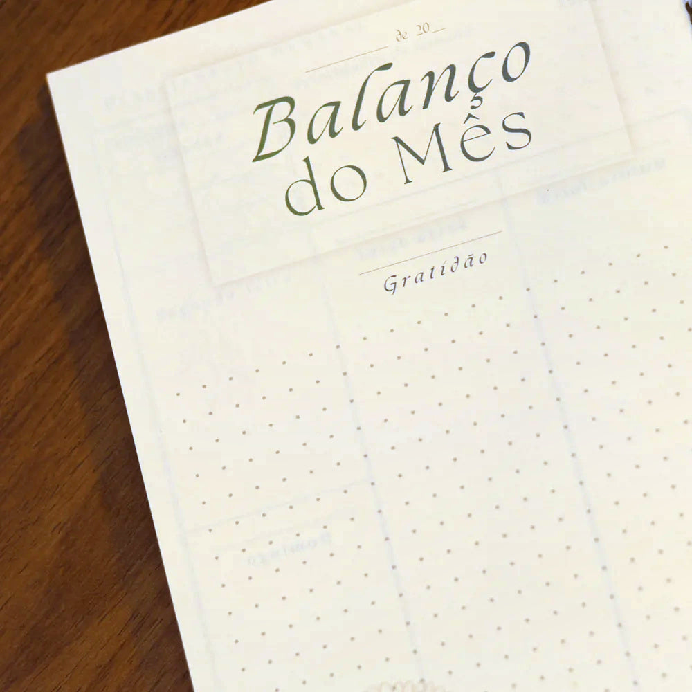 Capa de Planner Contando os Meus Dias | Capa Dourada Floral — item do Kit Café Com Deus Pai 2027 | Júnior Rostirola | Capa Brochura + Planner Contando os Meus Dias | Capa Dourada Floral · foto 8