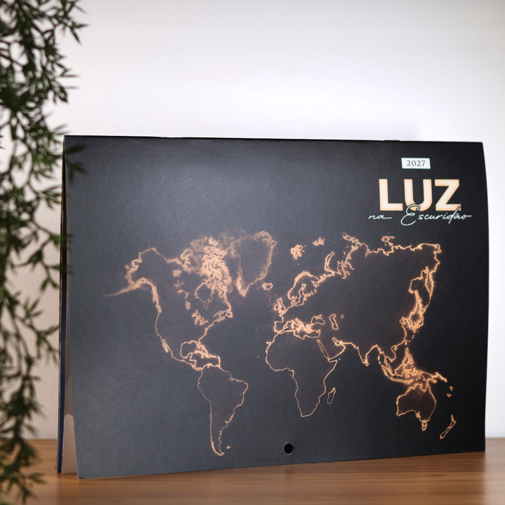 Capa de Calendário de Parede 2027 | Luz na Escuridão — item do Kit Calendário de Parede 2027 | Luz na Escuridão 10un · foto 2