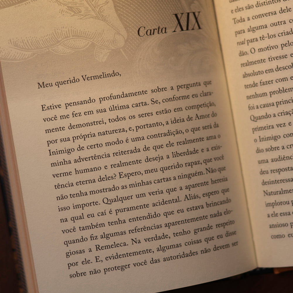 Capa de Cartas de um Diabo a Seu Aprendiz | C. S. Lewis — item do Kit Cartas de um Diabo a Seu Aprendiz + Cristianismo Puro e Simples + A Abolição do Homem | C. S. Lewis | Capa Dura · foto 5