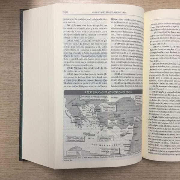 Capa de Comentário bíblico MacArthur | Gênesis a Apocalipse — item do Kit Comentário Bíblico MacArthur + Manual Bíblico MacArthur · foto 4