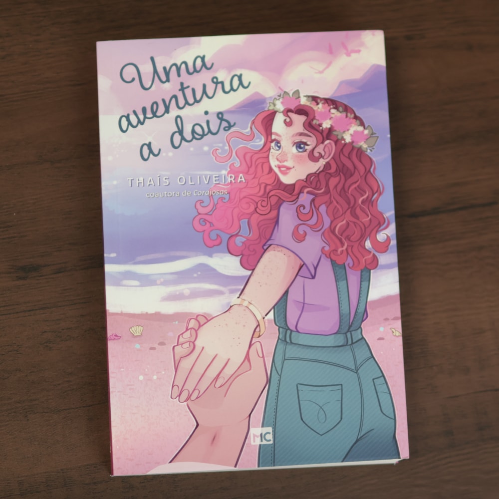 Capa de Uma Aventura a Dois | Thaís Oliveira — item do Kit Corajosas 2 | Os Contos das Princesas nada Encantadas + Uma Aventura a Dois | Thaís Oliveira · foto 2