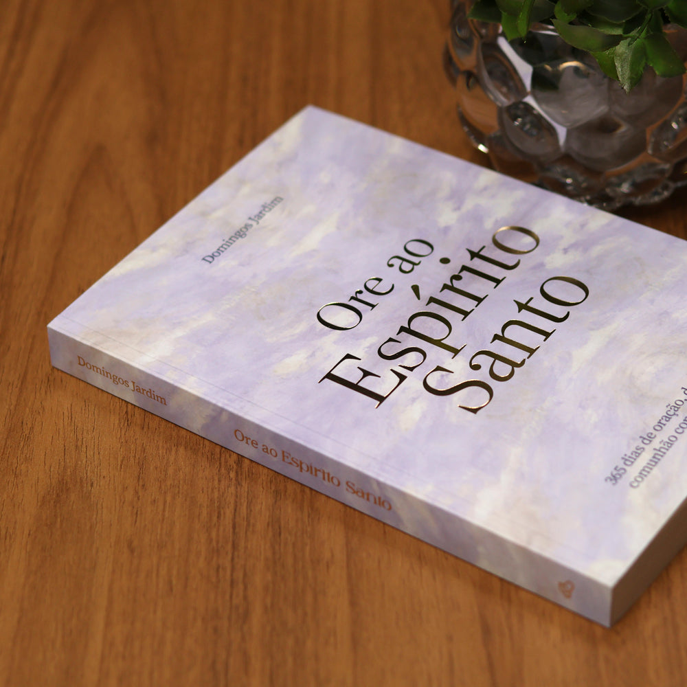 Capa de Devocional Ore ao Espírito Santo | Domingos Jardim — item do Kit Cristianismo Puro e Simples | C. S. Lewis + Devocional Ore ao Espírito Santo | Domingos Jardim · foto 4