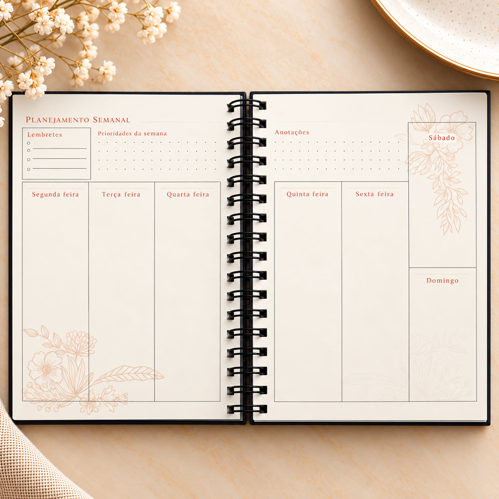 Capa de Planner Contando os Meus Dias | Capa Preta Lírio do Vale — item do Kit Devocional Moldadas | 365 Dias com as Mulheres da Bíblia | Rute Salviano + Planner Contando os Meus Dias | Capa Preta Lírio do Vale · foto 7