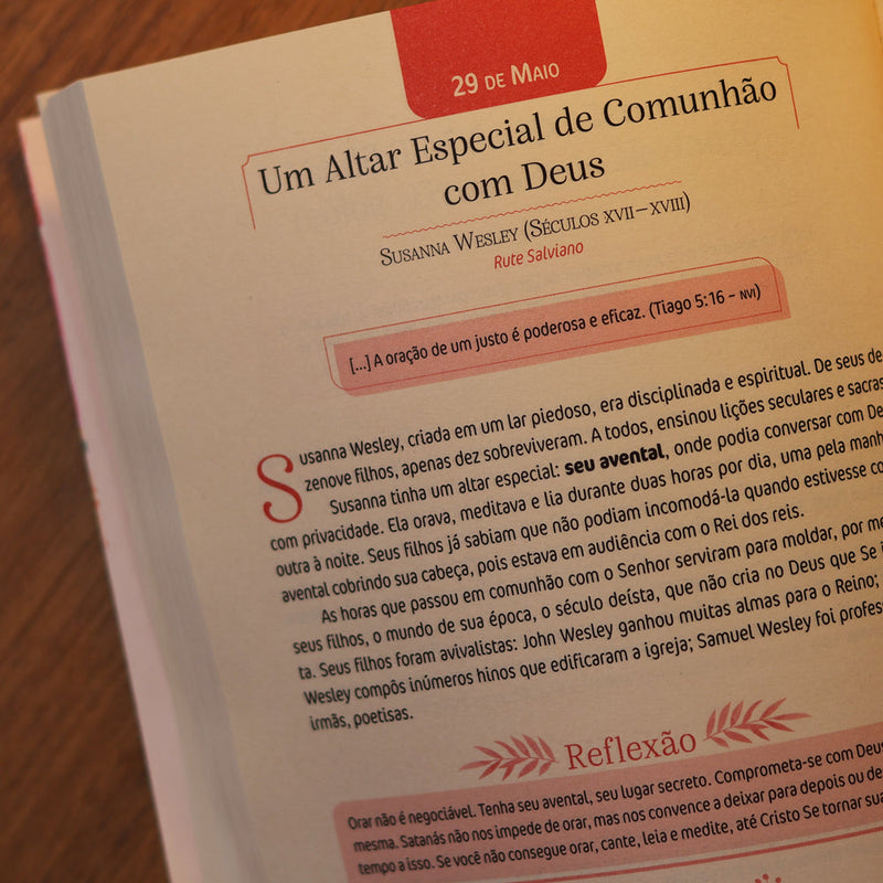 Capa de Devocional Moldadas | 365 Dias com as Mulheres da Bíblia | Rute Salviano e Karina Bonello — item do Kit Devocional Moldadas | 365 Dias com as Mulheres da Bíblia | Rute Salviano e Karina Bonello + Devocional 365 Dias de Sabedoria · foto 2
