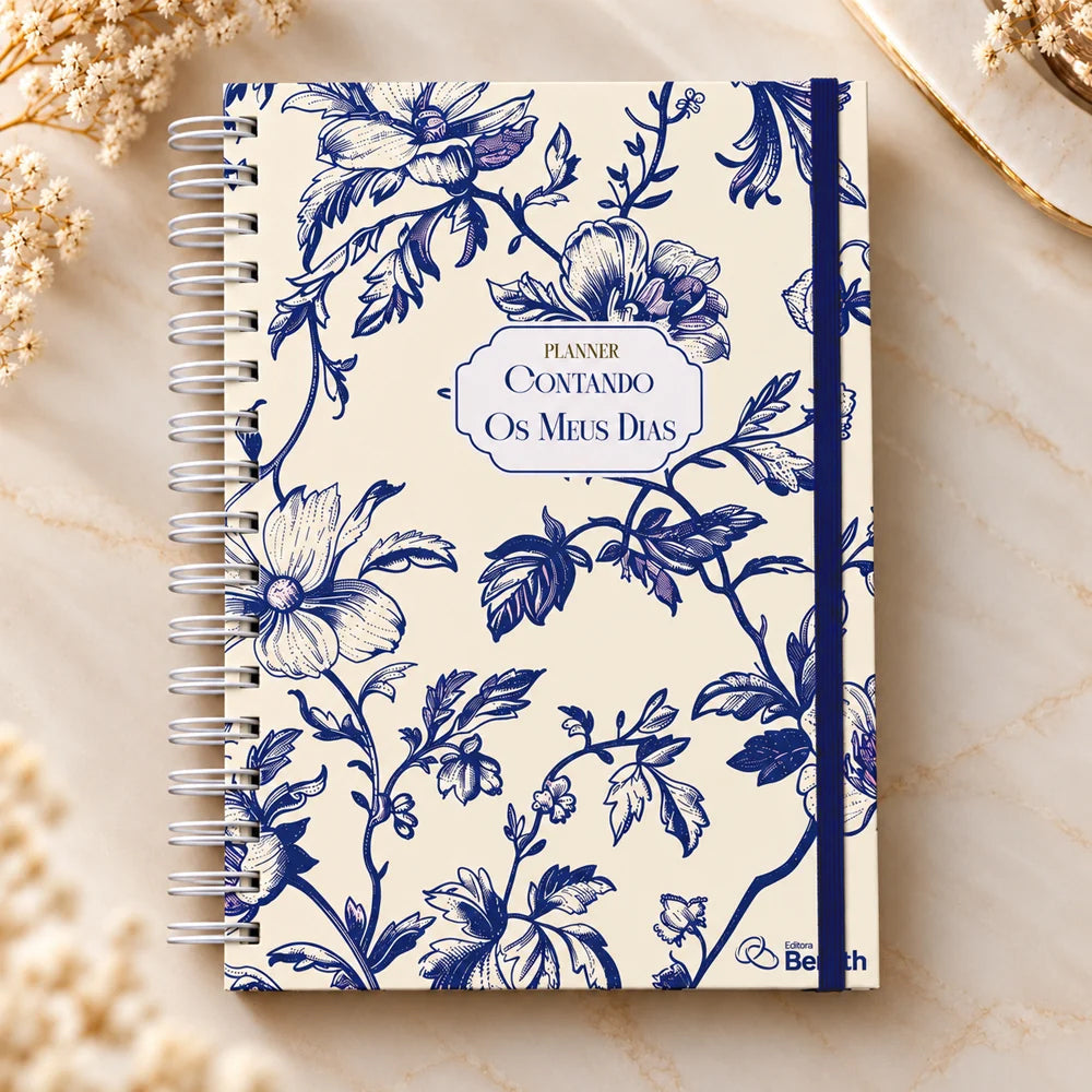Capa de Planner Contando os Meus Dias | Capa Floral Azul — item do Kit Devocional Moldadas | 365 Dias com as Mulheres da Bíblia | Rute Salviano e Karina Bonello + Planner Contando os Meus Dias | Capa Floral Azul · foto 3