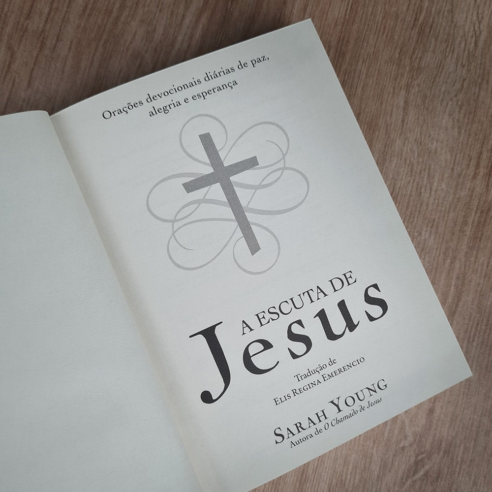 Capa de Devocional A Escuta de Jesus | Sarah Young — item do Kit Devocional O Chamado de Jesus | Capa Dura + A Escuta de Jesus | Sarah Young · foto 3