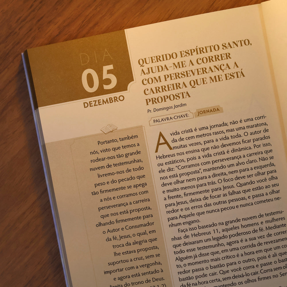 Capa de Devocional Ore ao Espírito Santo | Domingos Jardim — item do Kit Devocional Ore ao Espírito Santo | Domingos Jardim + Bíblia Sagrada Ele Ressuscitou | NVT | Capa Dura · foto 7