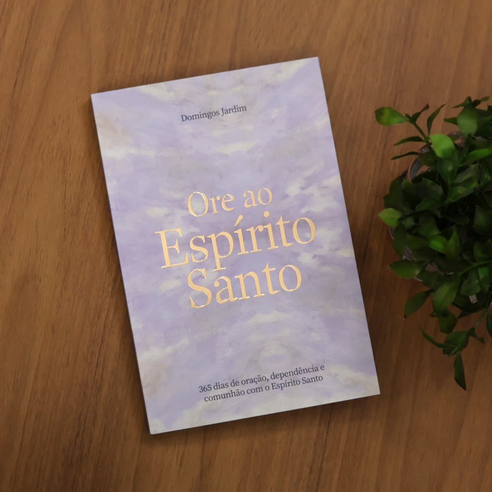 Capa de Devocional Ore ao Espírito Santo | Domingos Jardim — item do Kit Devocional Ore ao Espírito Santo | Domingos Jardim + Bíblia Sagrada Ele Ressuscitou | NVT | Capa Dura · foto 3