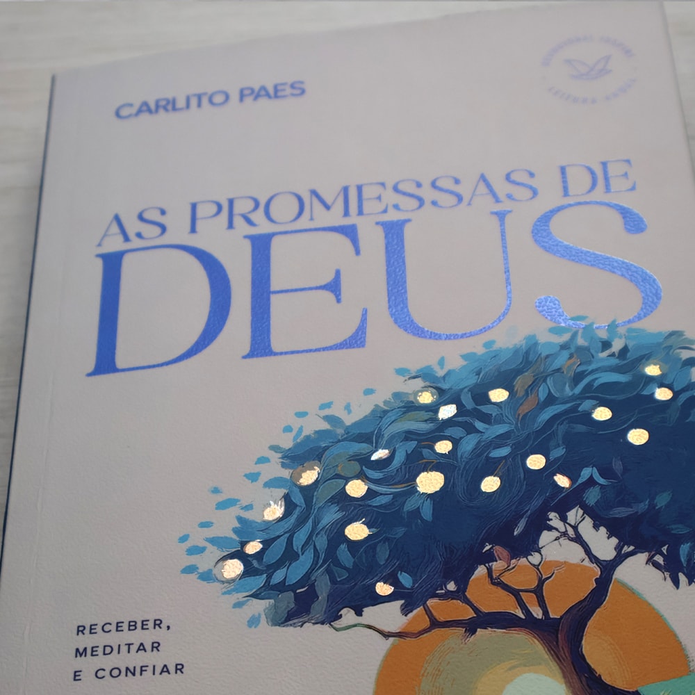 Capa de Devocional As Promessas de Deus  | Carlito Paes — item do Kit Dia dos Pais | Bíblia Sagrada | NVI | Leitura Perfeita | Couro Soft Marrom | Com Índice + Devocional As Promessas de Deus | Carlito Paes · foto 3