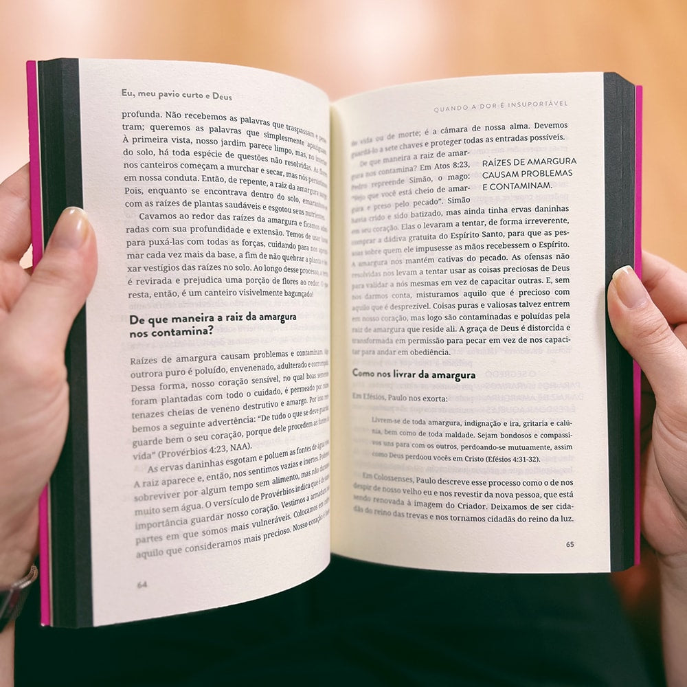 Capa de Eu, Meu Pavio Curto e Deus | Lisa Bevere — item do Kit Eu, Meu Pavio Curto e Deus + Forte | Devocionais Para Uma Vida Poderosa e Apaixonada | Lisa Bevere + O Deus que Destrói Sonhos | Rodrigo Bibo · foto 6