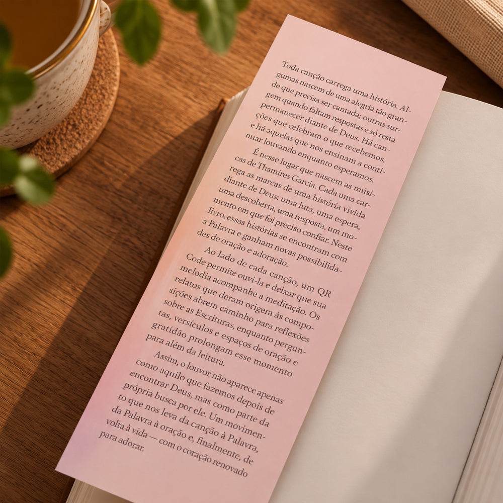 Capa de Faz Meu Coração Ouvir Tua Voz | Thamires Garcia — item do Kit Faz Meu Coração Ouvir Tua Voz | Thamires Garcia + Planner Contando os Meus Dias | Capa Dálias Rosa · foto 5