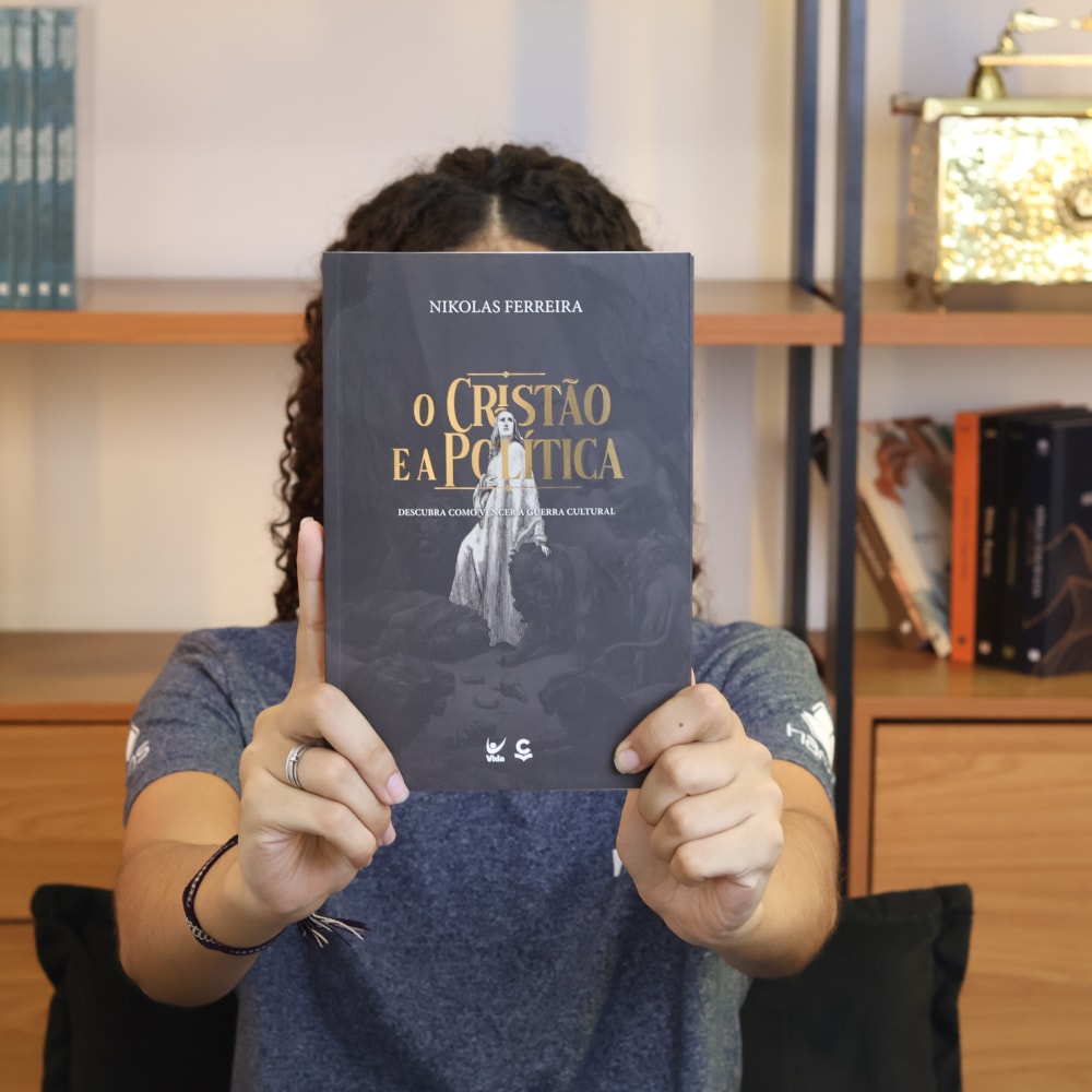 Capa de O Cristão e a Política | Nikolas Ferreira | Capa Brochura — item do Kit O Cristão e a Política | Nikolas Ferreira + Criando Filhos Para o Amanhã | Edésio de Oliveira, Nikolas Ferreira e Ruth Ferreira · foto 2
