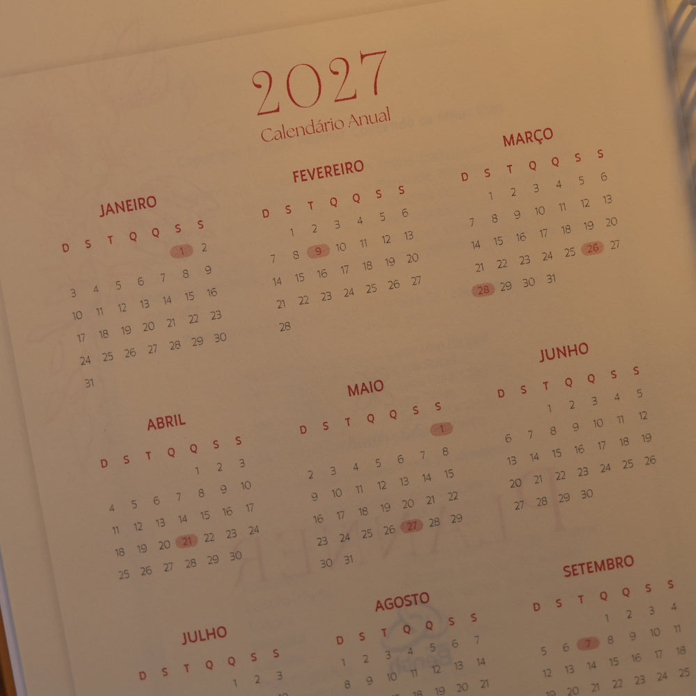 Capa de Planner Contando os Meus Dias | Capa Preta Lírio do Vale — item do Kit Planner Contando os Meus Dias | Capa Preta Lírio do Vale + Devocional Mulheres 2027 | Viviane Martinello · foto 5