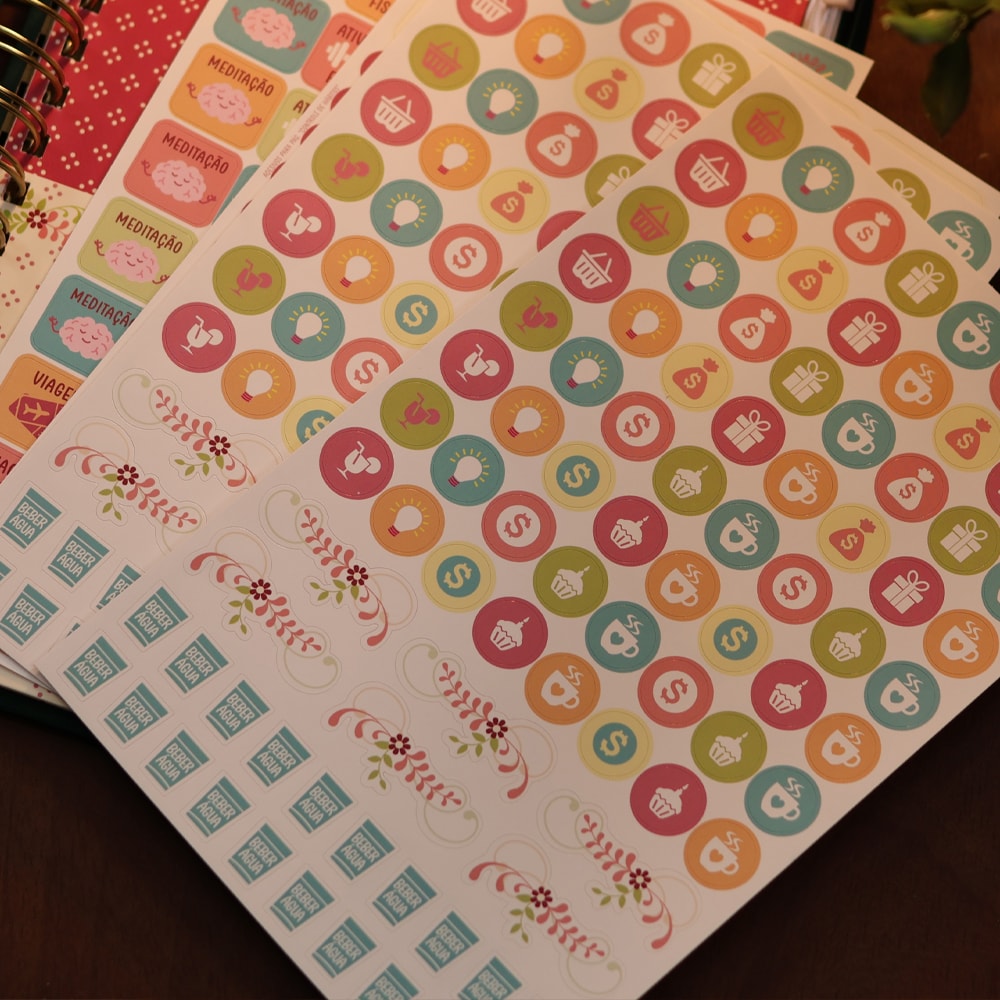 Capa de Planner Meu Plano Perfeito | Capa Dura Com Tecido Verde — item do Kit Planner Meu Plano Perfeito | Capa Dura Com Tecido Verde + Bíblia Sagrada Essência Leia e Anote | NVI | Capa Luxo Marrom · foto 8