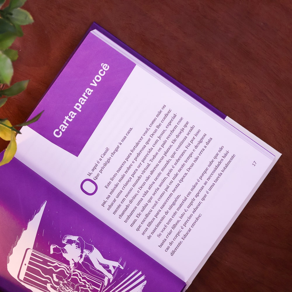 Capa de Resgate Seu Filho das Telas | Cassiana Modolo Tardivo — item do Kit Resgate Seu Filho das Telas | Cassiana Modolo Tardivo + Cultuando em Família | Wilzy Adorno + O Poder dos Pais Que Oram | Ana Laura Almeida + Discipulado Começa em Casa | Ricardo Firagi · foto 6